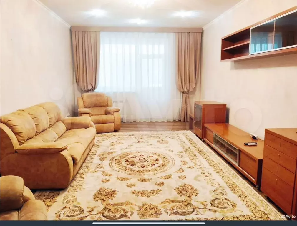 3-к. квартира, 137 м, 4/7 эт. - Фото 1