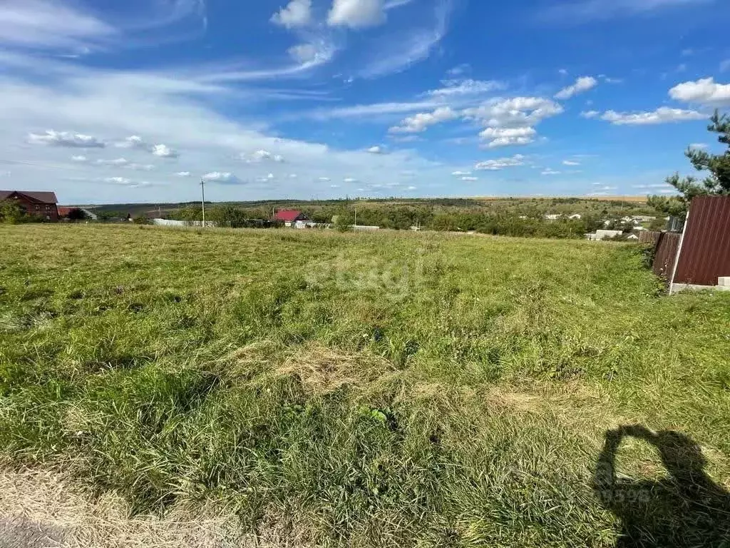 Участок в Белгородская область, Старооскольский городской округ, с. ... - Фото 0