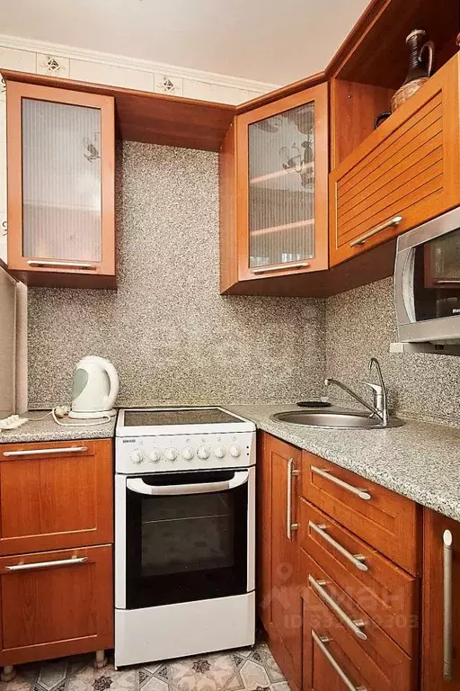 2-к кв. Тюменская область, Тюмень ул. Воровского, 29 (43.0 м) - Фото 0