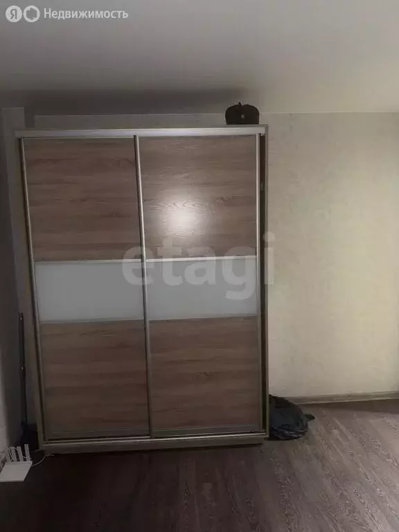 1-комнатная квартира: Омск, Иртышская набережная, 46 (36 м) - Фото 2