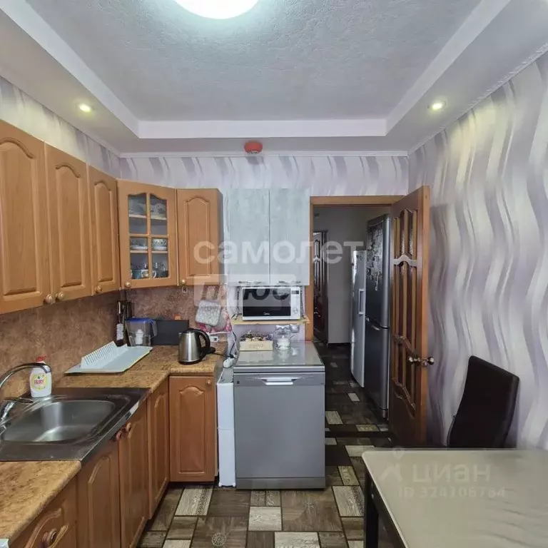 3-к кв. Ханты-Мансийский АО, Нижневартовск ул. Мира, 70В (56.2 м) - Фото 1