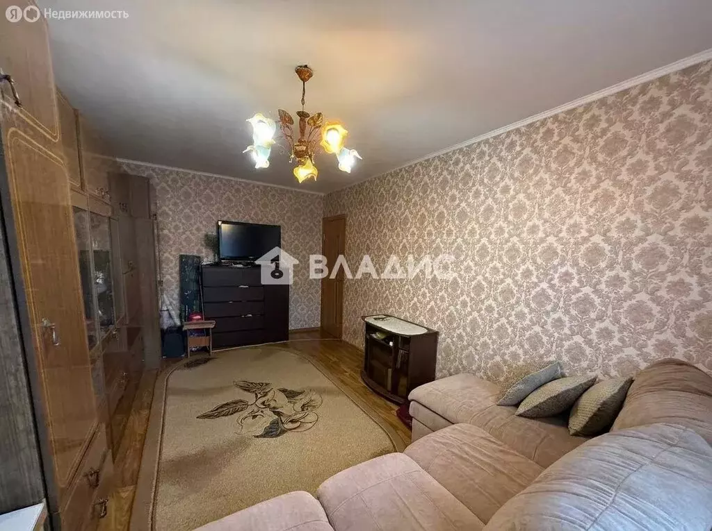 3-комнатная квартира: Зарайск, посёлок Завода Строительных Материалов, ... - Фото 2