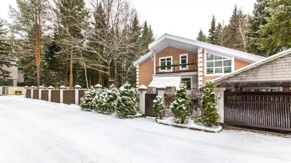 Коттедж в Московская область, Наро-Фоминский городской округ, д. ... - Фото 1