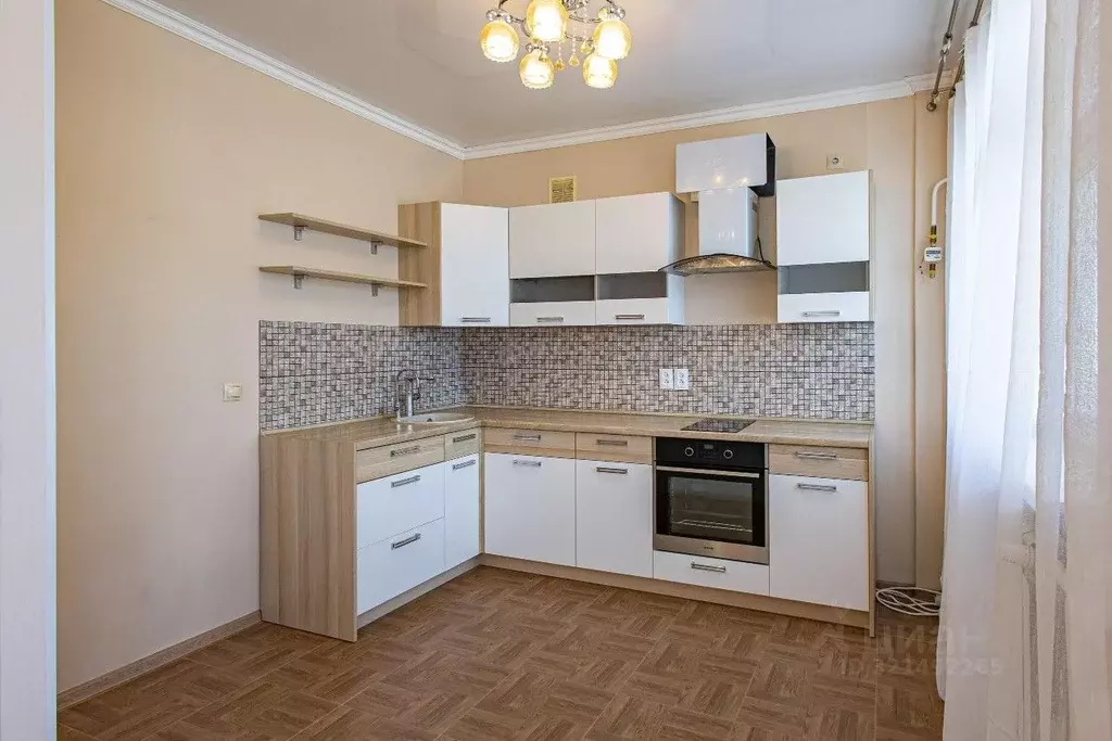 2-к кв. Саха (Якутия), Якутск ул. Петра Алексеева, 25/1 (50.0 м) - Фото 0