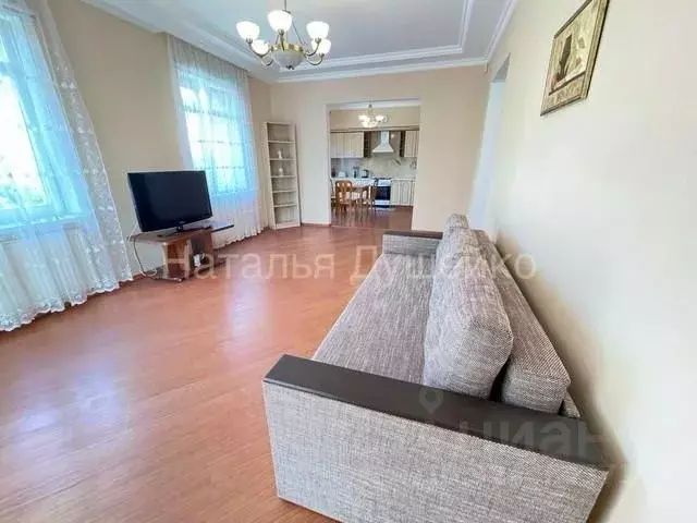 2-к кв. Калининградская область, Калининград ул. Тельмана, 5 (90.0 м) - Фото 1