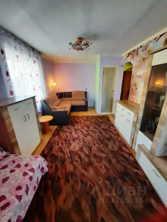 1-к кв. Калининградская область, Балтийск просп. Ленина, 79 (45.0 м) - Фото 0
