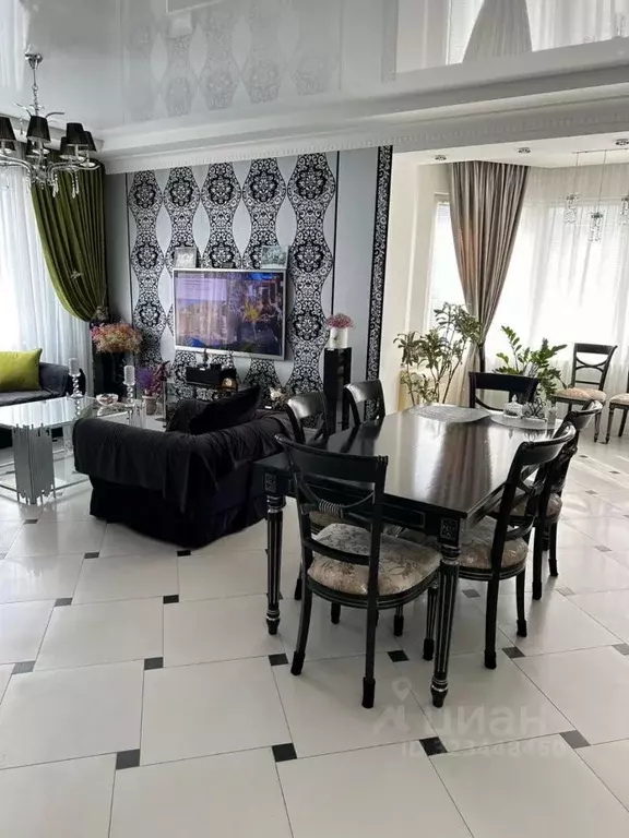 4-к кв. Краснодарский край, Сочи Новый Сочи мкр, ул. Бамбуковая, 44 ... - Фото 0