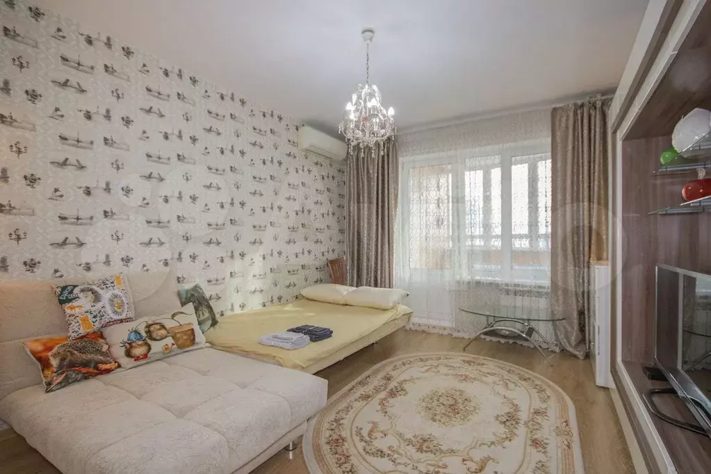1-к. квартира, 40 м, 18/23 эт. - Фото 1