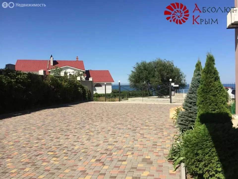 4-комнатная квартира: Феодосия, улица Семашко, 2В (100 м) - Фото 0