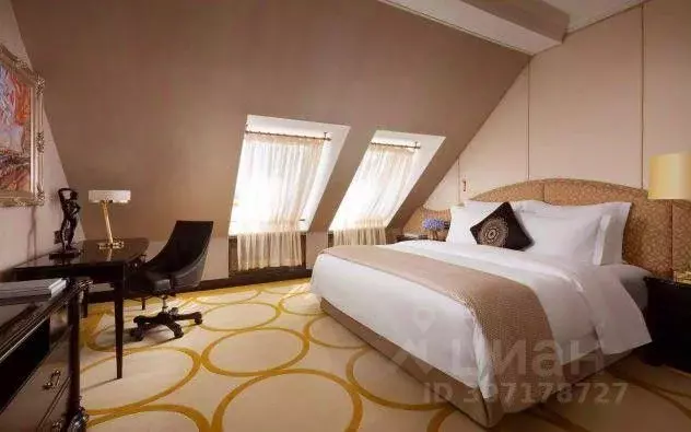 Комната Москва Никольская ул., 12 (35.0 м) - Фото 2