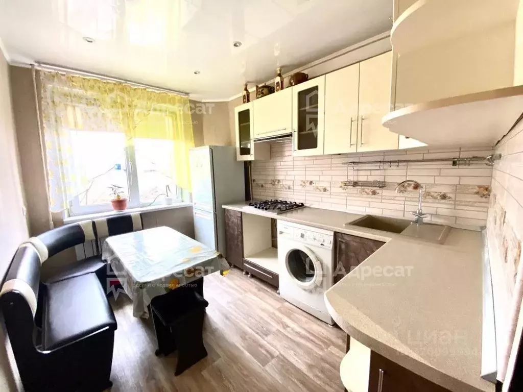 1-к кв. Волгоградская область, Светлоярский район, с. Большие ... - Фото 1