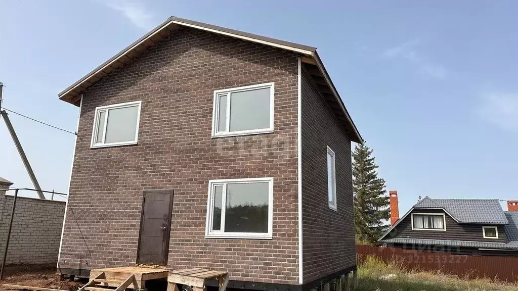 Дом в Татарстан, Верхнеуслонский район, Введенско-Слободское с/пос, д. ... - Фото 1