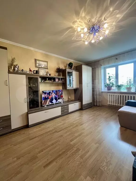 2-к. квартира, 59 м, 7/10 эт. - Фото 1