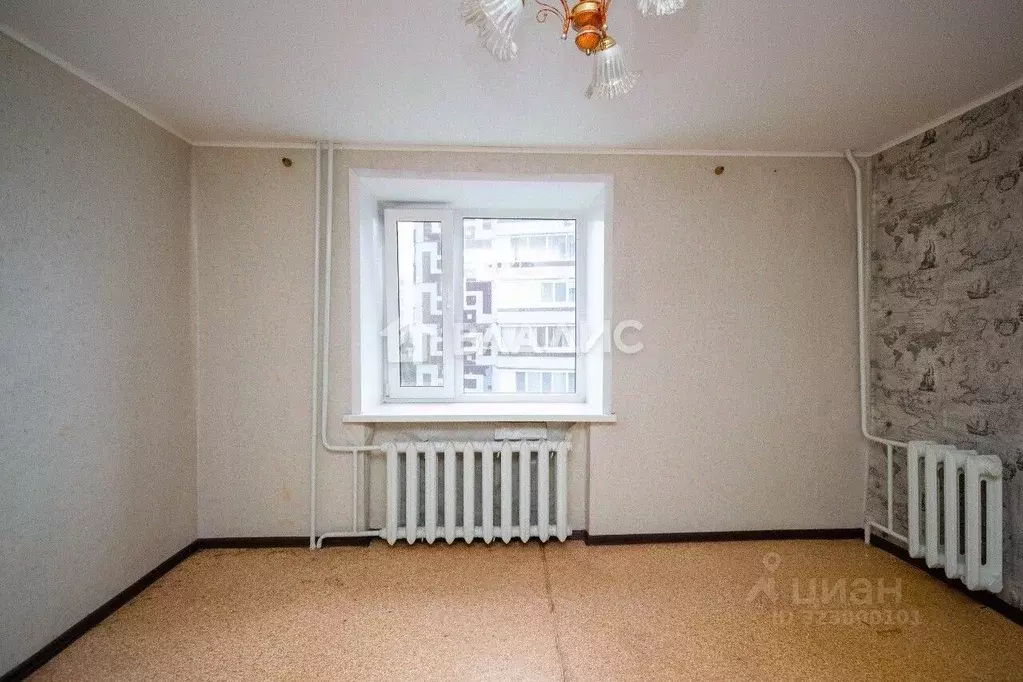 1-к кв. Саратовская область, Балаково Октябрьская ул., 42 (29.7 м) - Фото 1