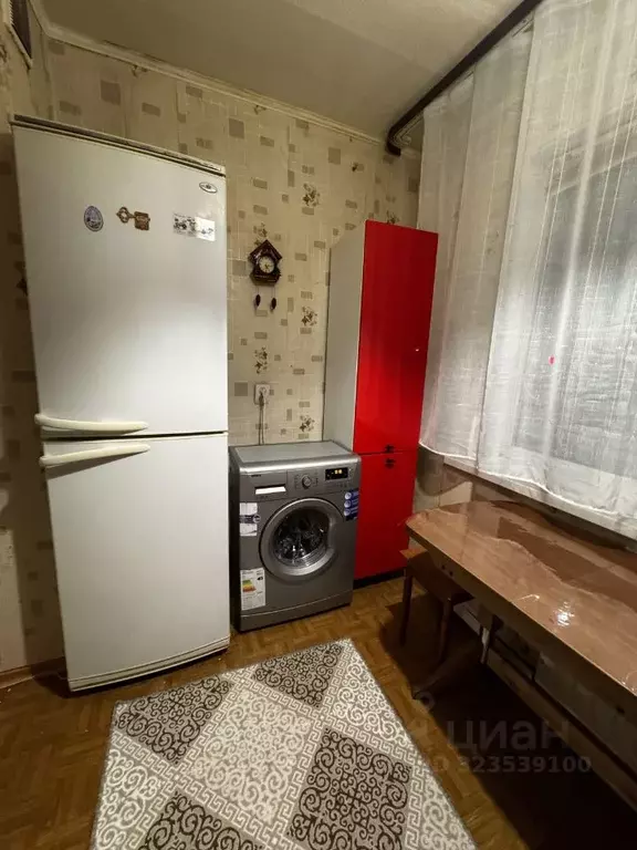 1-к кв. Ямало-Ненецкий АО, Новый Уренгой Железнодорожная ул., 6Б (35.0 ... - Фото 1