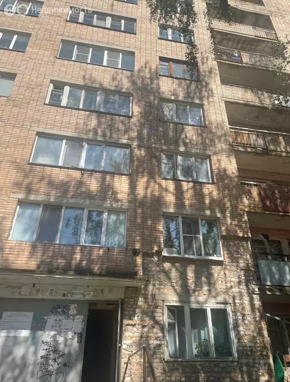 Квартира-студия: Смоленск, улица Юрьева, 5 (18 м) - Фото 0