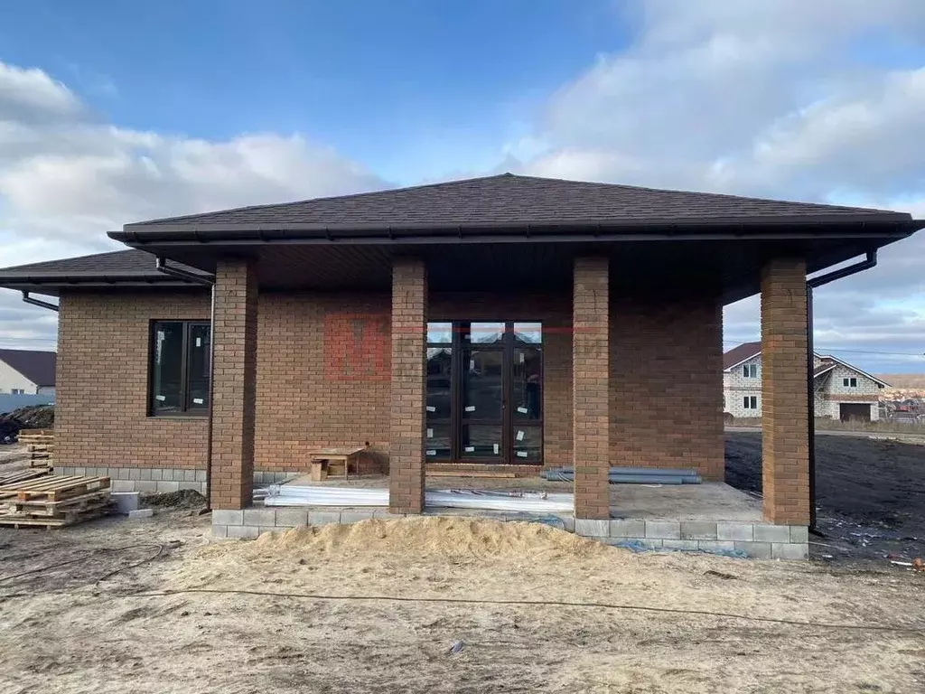 Дом в Белгородская область, Старый Оскол Радужный мкр,  (110 м) - Фото 1