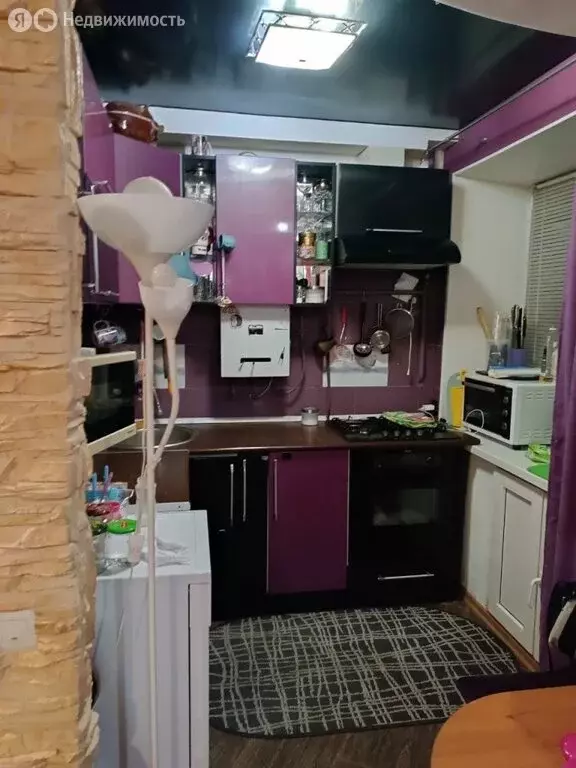 3-комнатная квартира: Дзержинск, улица Черняховского, 50А (59.6 м) - Фото 1