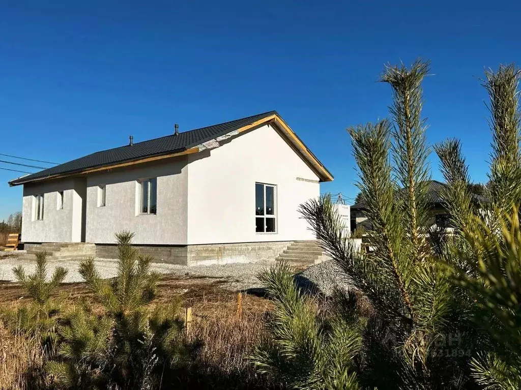 Дом в Свердловская область, Сысертский муниципальный округ, д. ... - Фото 1