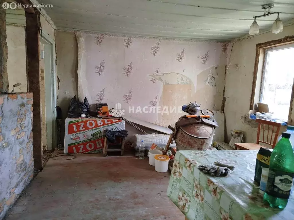 Дом в Каменский район, посёлок городского типа Глубокий (50 м) - Фото 1