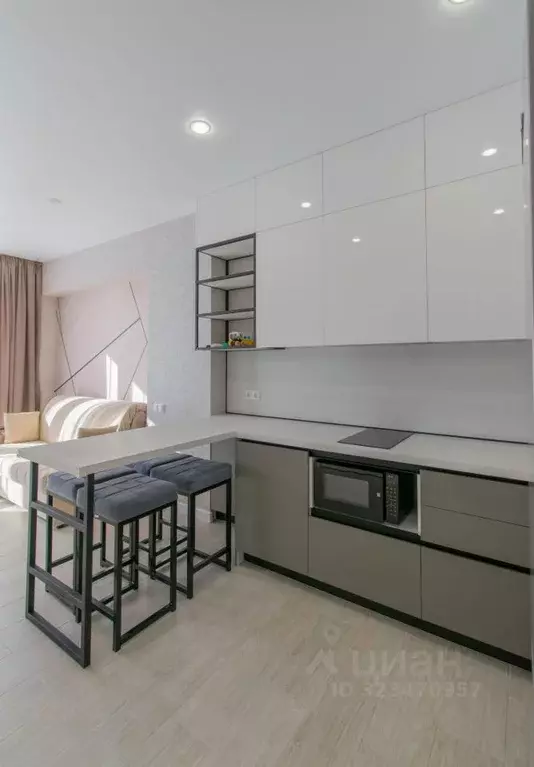 2-к кв. Краснодарский край, Сочи Центральный мкр, пер. Горького, 24 ... - Фото 1