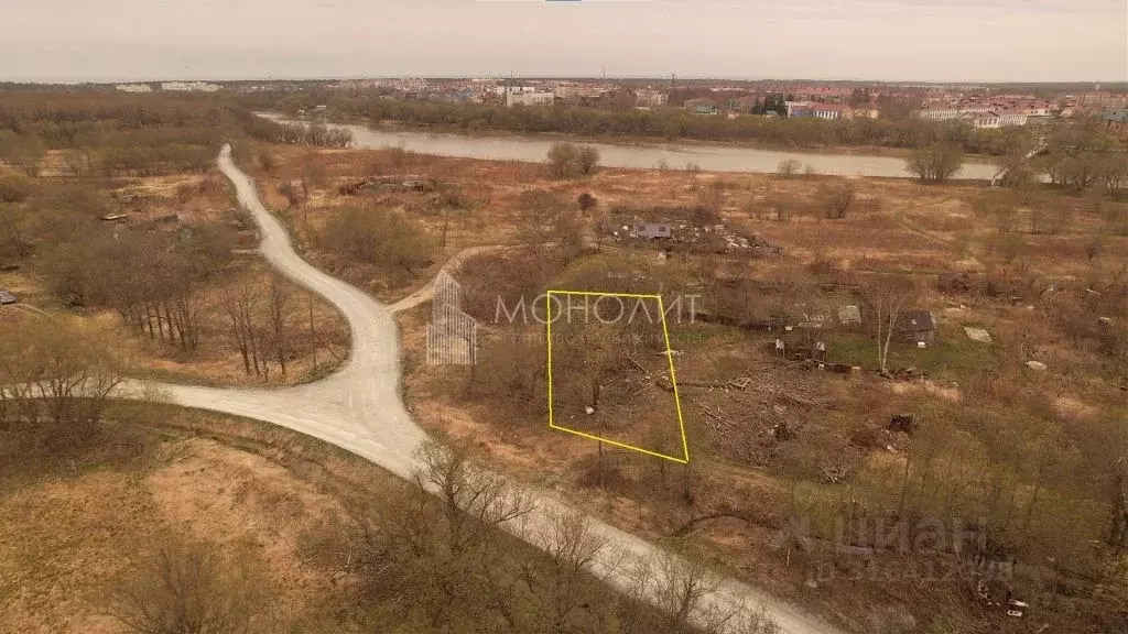 Участок в Сахалинская область, Анива Тракторная ул. (8.0 сот.) - Фото 0