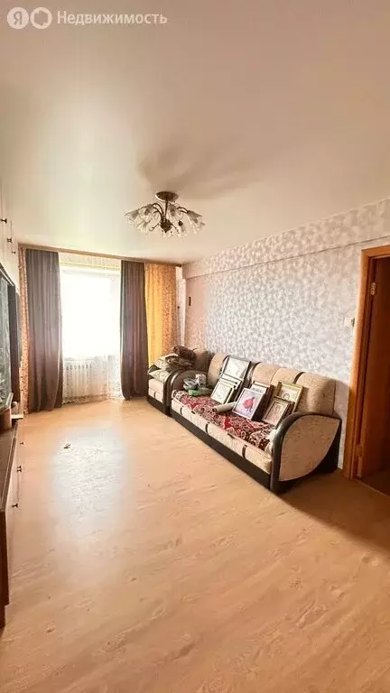 3-комнатная квартира: Донской, микрорайон Новоугольный, улица Кирова, ... - Фото 1