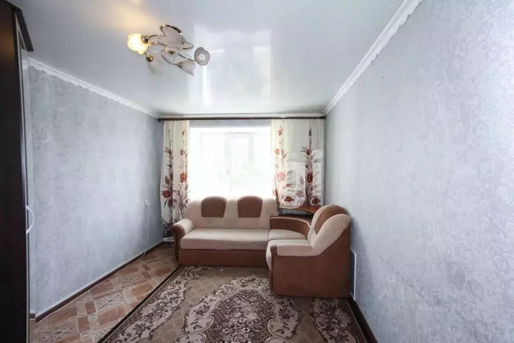 Комната Тюменская область, Тобольск 6-й мкр, 42 (16.9 м) - Фото 0