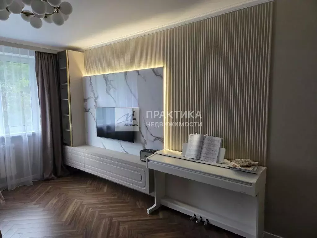 Продается 2-комнатная квартира - Фото 1