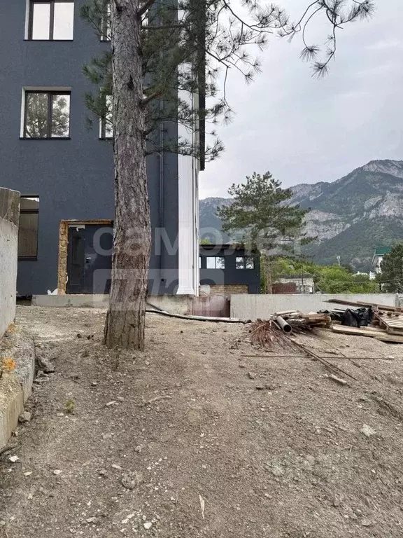 Дом в Крым, Ялта муниципальный округ, Виноградное пгт ул. Красина (460 ... - Фото 1