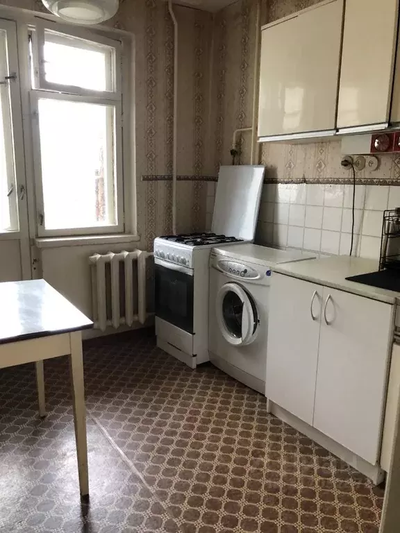 2-к кв. Псковская область, Псков Западная ул., 16 (45.0 м) - Фото 0