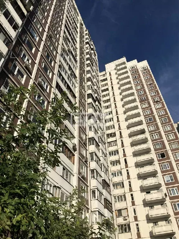 Продается 4-комнатная квартира - Фото 0