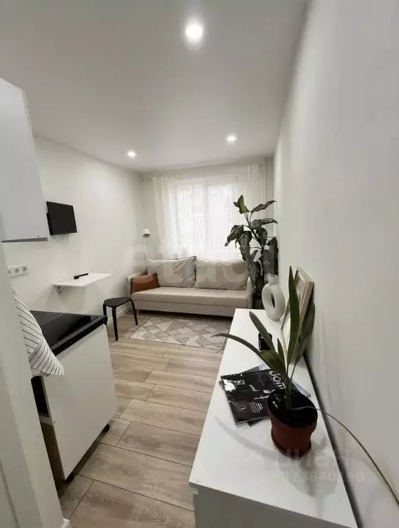 Студия Красноярский край, Красноярск Ключевская ул., 93 (13.8 м) - Фото 1