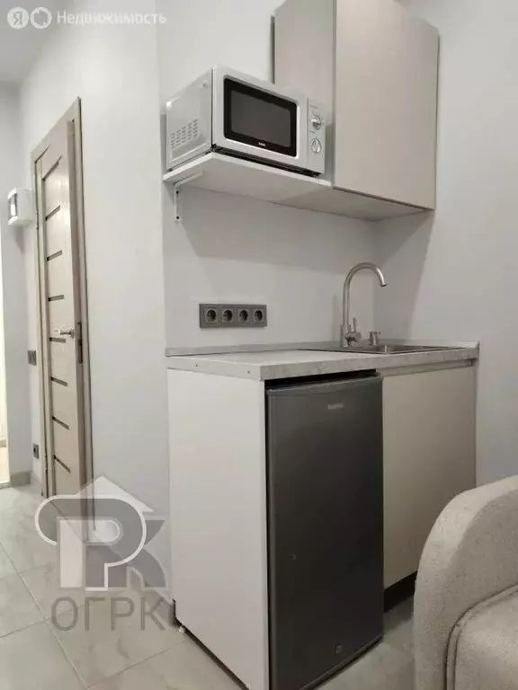 Квартира-студия: Москва, улица Адмирала Макарова, 37к2 (10 м) - Фото 2