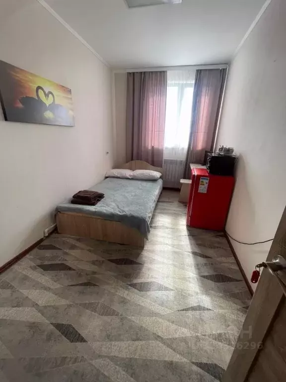 Комната Сахалинская область, Южно-Сахалинск ул. 4-я Заречная, 28Б ... - Фото 2