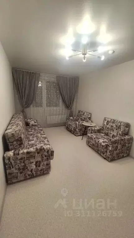 2-к кв. Пермский край, Березники Усольский-2 мкр, ул. Строителей, 1 ... - Фото 0