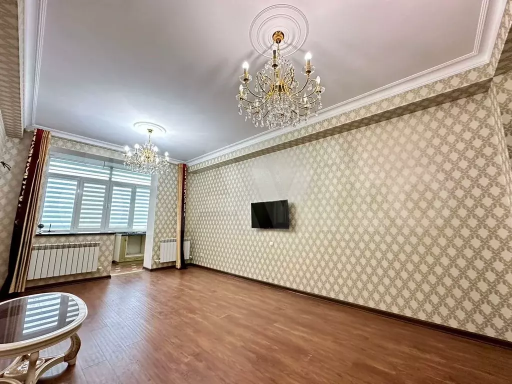 2-к. квартира, 55 м, 4/11 эт. - Фото 0