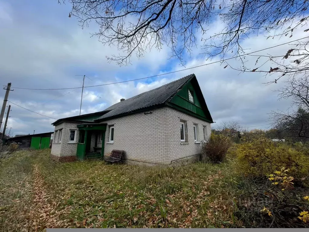 Дом в Ленинградская область, Гатчинский район, д. Выра ул. Старая ... - Фото 0