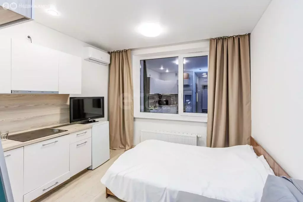 Квартира-студия: Тюмень, улица Андрея Кореневского, 11 (20.2 м) - Фото 2