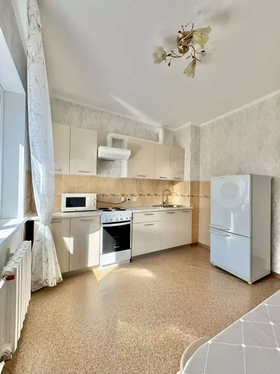 1-к. квартира, 40 м, 4/16 эт. - Фото 0