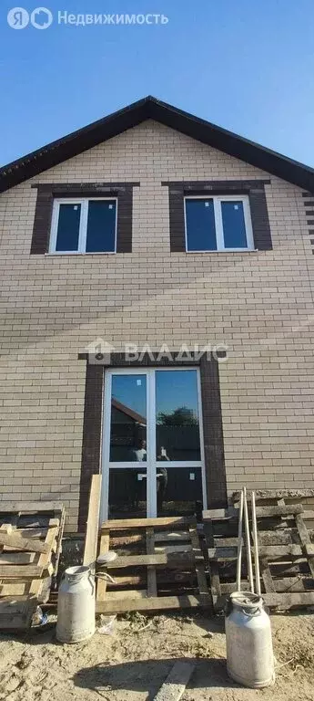 Дом в Астрахань, 11-й Углегорский переулок (110 м) - Фото 1