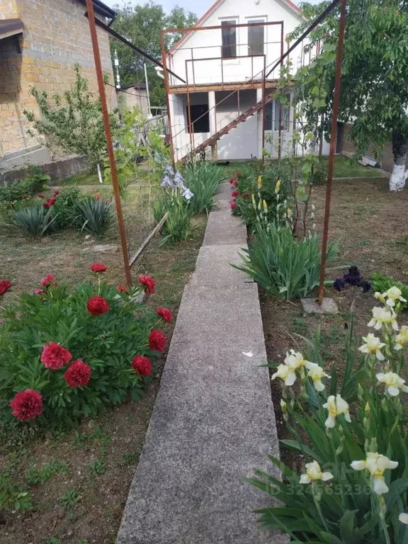 Дом в Крым, Симферопольский район, Перовское с/пос, с. Кизиловое ул. ... - Фото 1