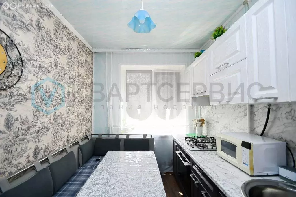 4-комнатная квартира: Омск, улица Демьяна Бедного, 91 (60.6 м) - Фото 0