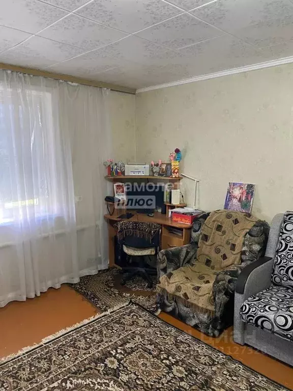 Дом в Калмыкия, с. Малые Дербеты ул. Чапаева (110 м) - Фото 1
