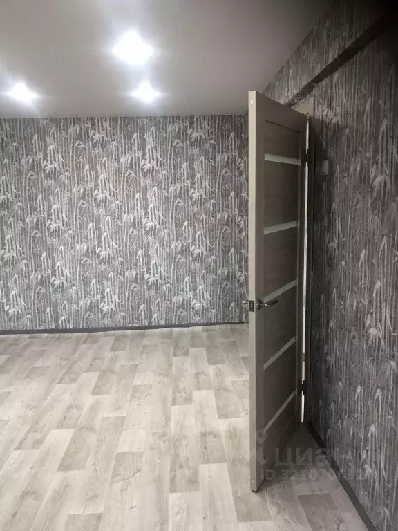 3-к кв. Ульяновская область, Ульяновск ул. Героев Свири, 14 (55.0 м) - Фото 0