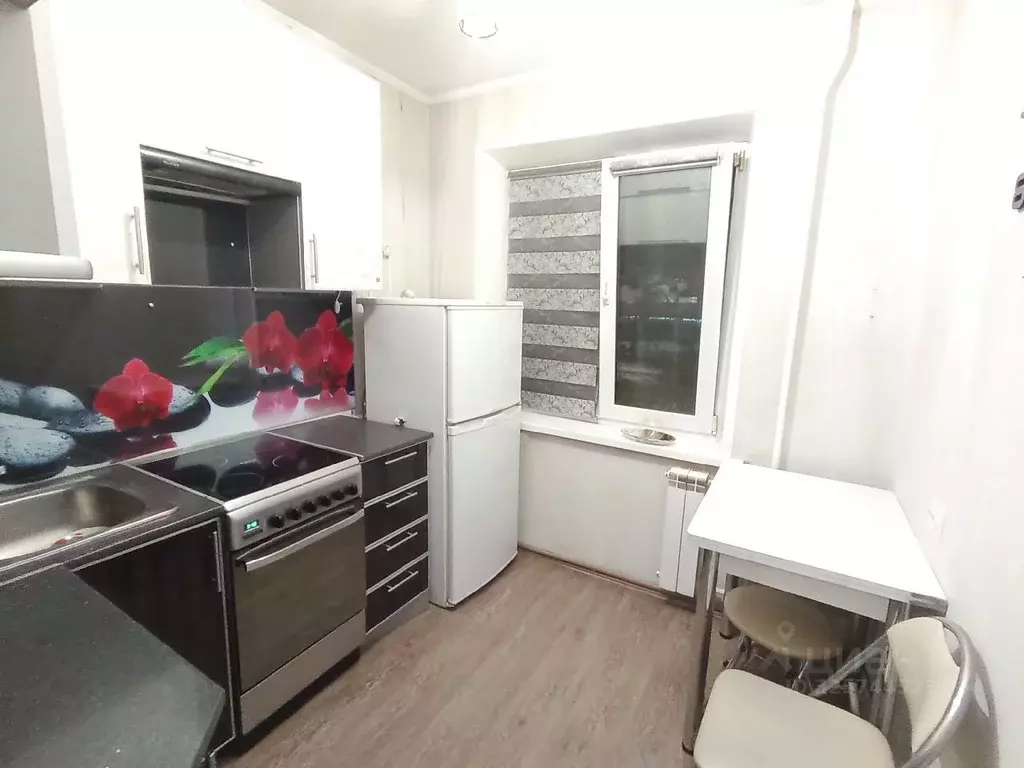 3-к кв. Хакасия, Абакан ул. Кати Перекрещенко, 7 (60.0 м) - Фото 1