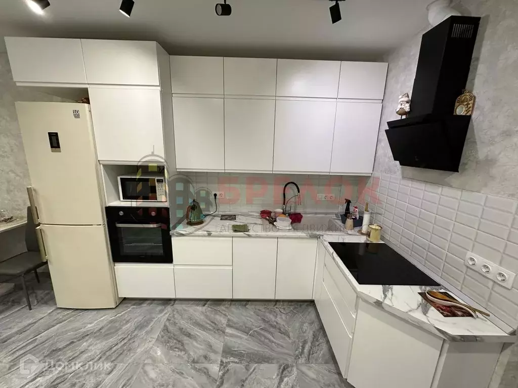 Продаётся 3-к квартира, 70 м - Фото 0