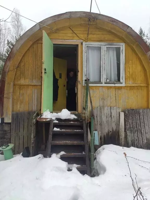 Дом в Новгородская область, Новгородский район, Савинское с/пос, д. ... - Фото 0