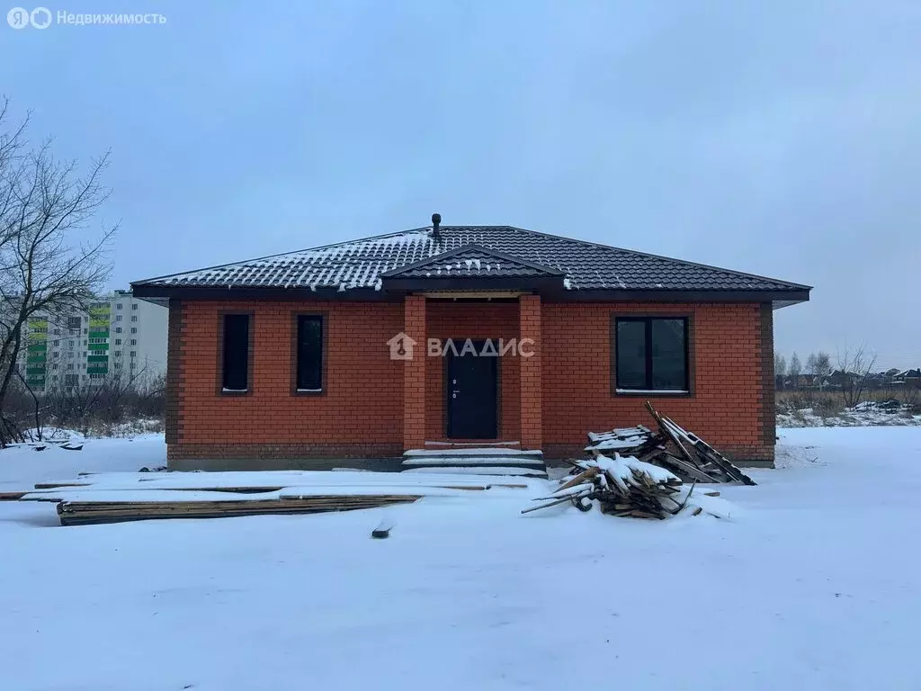 Дом в Пенза, улица Героя России Сергеева (100 м) - Фото 2