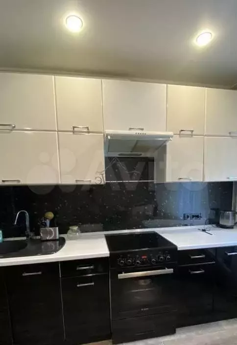 2-к. квартира, 50,7 м, 1/9 эт. - Фото 0